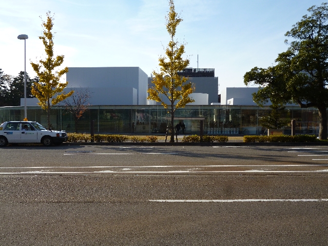 金沢２１世紀美術館（２）